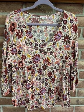 ANDRÉE BY UNIT Cream Floral V-Neck Tunic with Pink & Rust Blooms